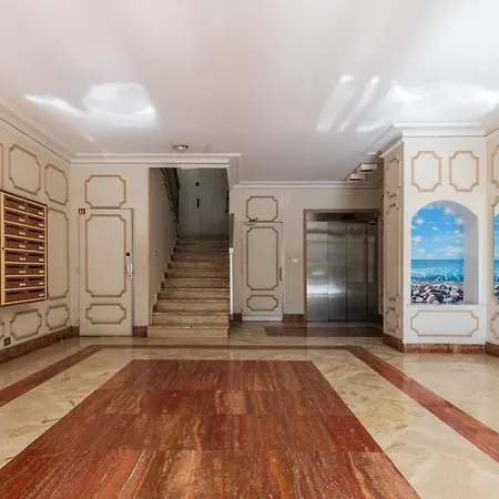 Jolie Avec Belle Terrasse Ensoleillee شقة